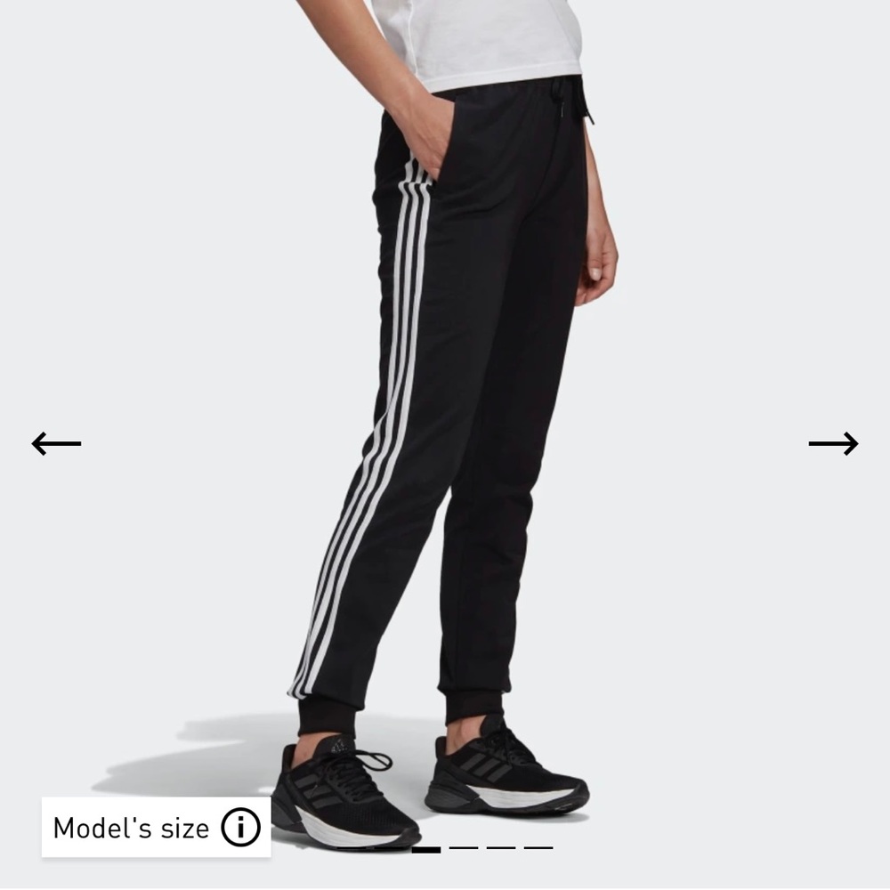🌟FINAL PRICE🌟IN LIKE NEW CONDITION-ADIDAS THREE STRIPES PANTS